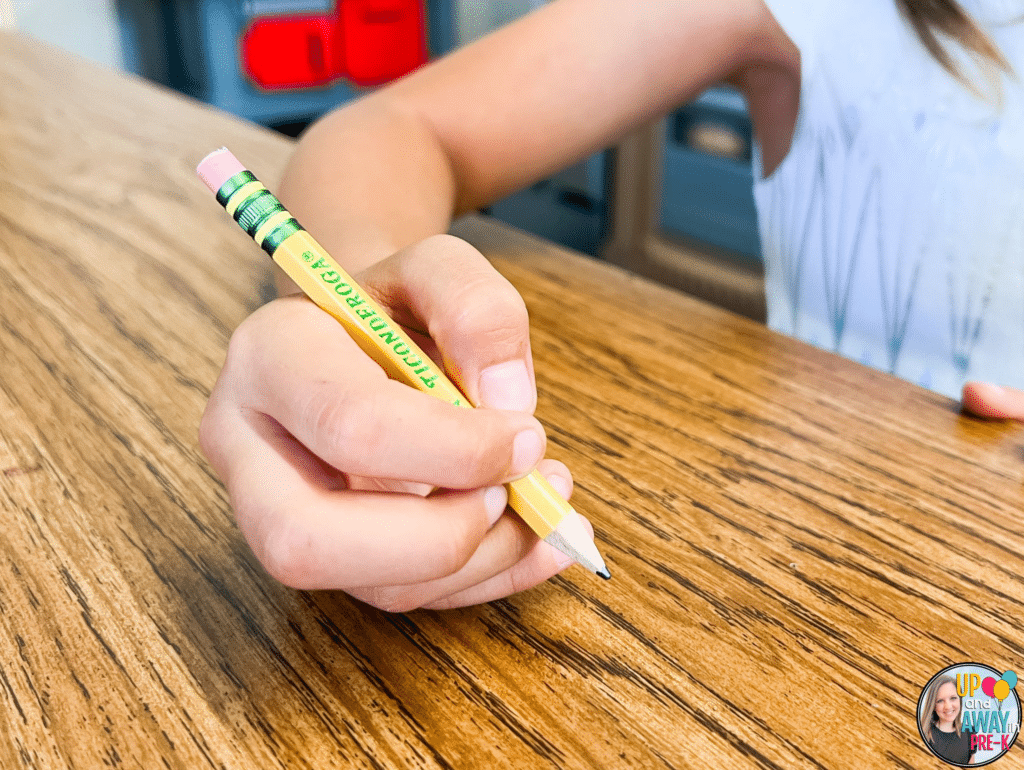 using-pencils-in-preschool